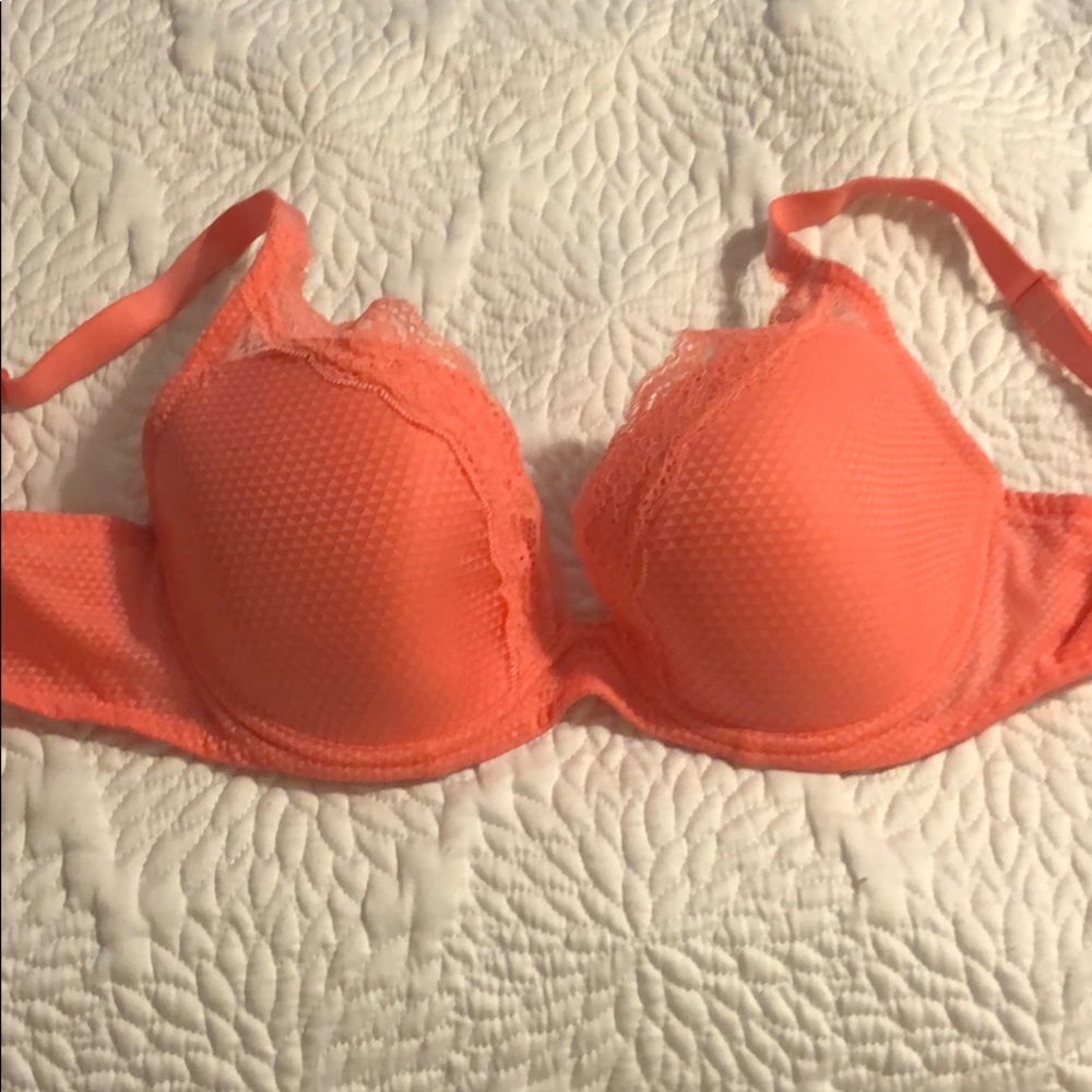 Passionata Pink Bra. Never worn!